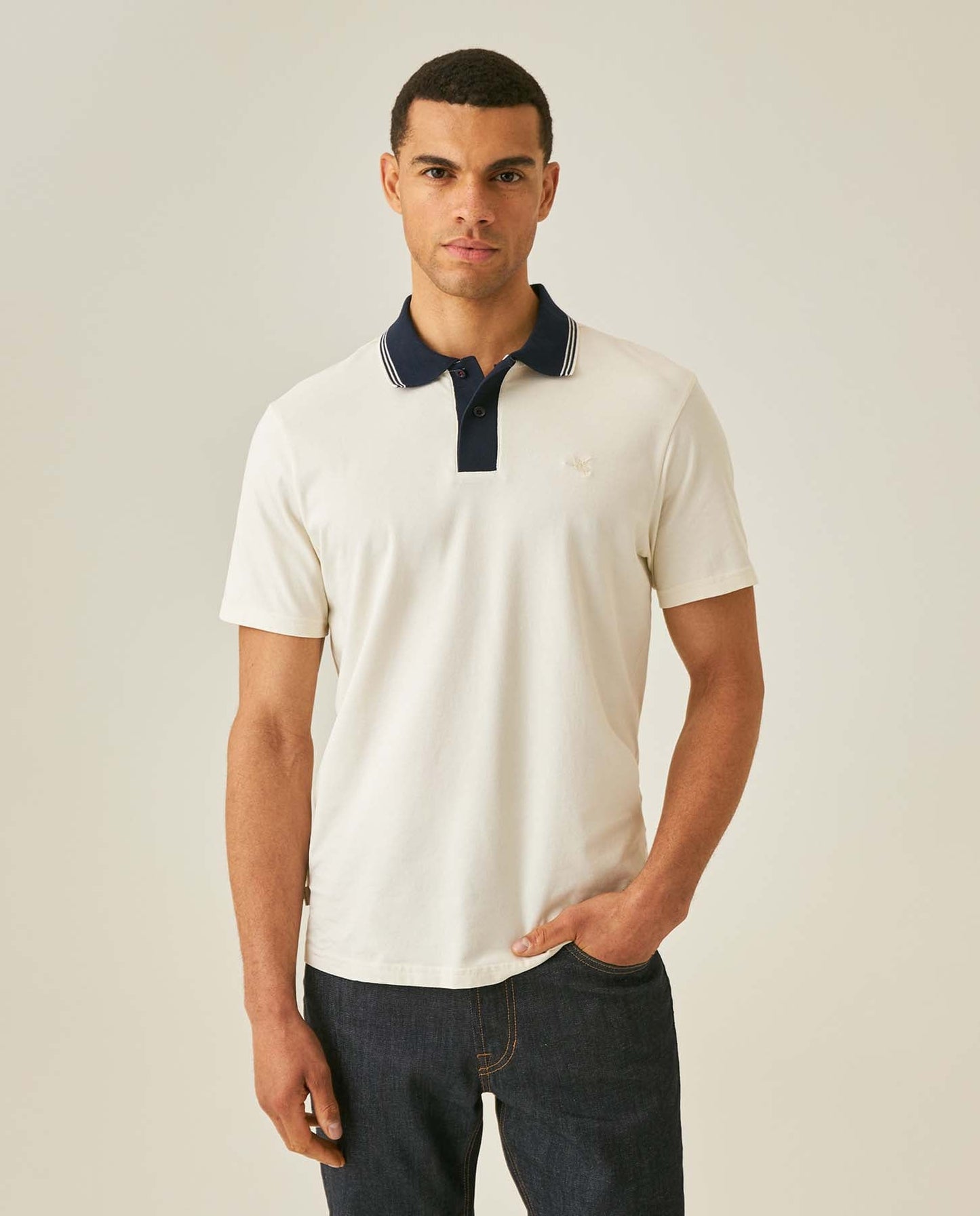 Camiseta Tipo Polo Chevignon Hombre 601H004-120601