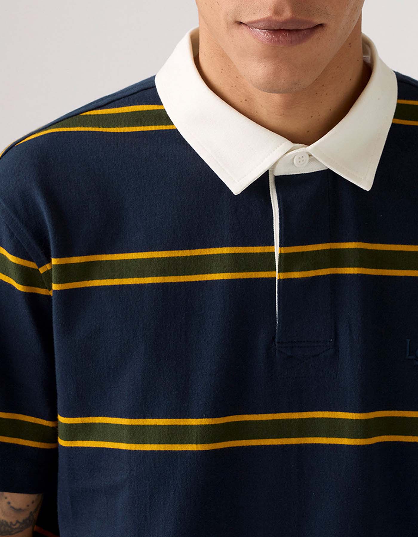 Camiseta Tipo Polo Levis Hombre 235580